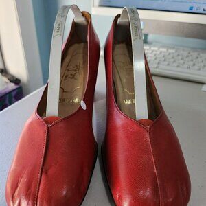 The John Smith Collection Vintage Red Shoes Size 8.5